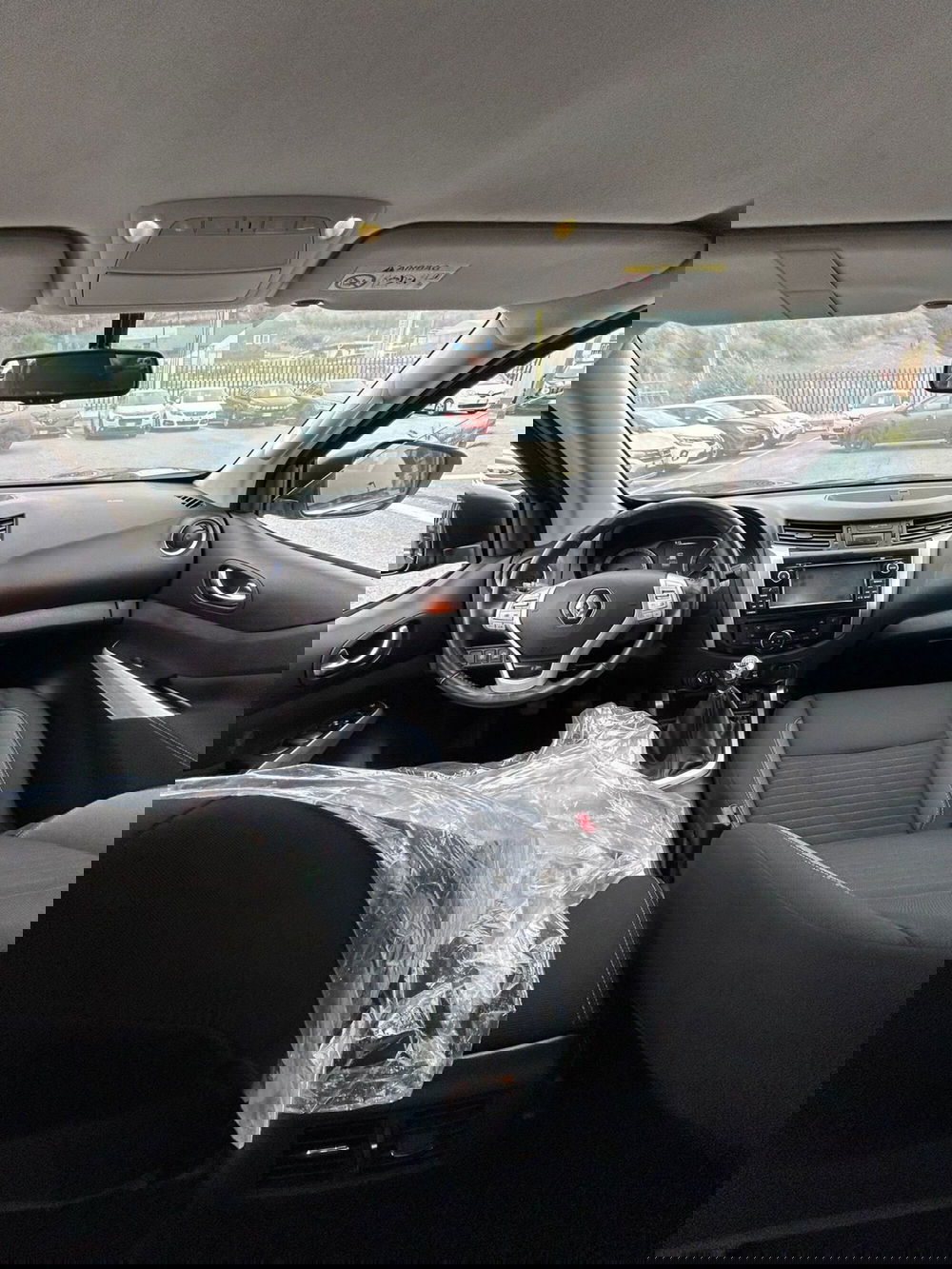 Renault Alaskan usata a Roma (5)