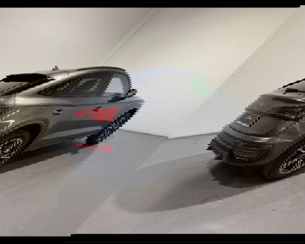 Audi Q5 Sportback nuova a Treviso (2)