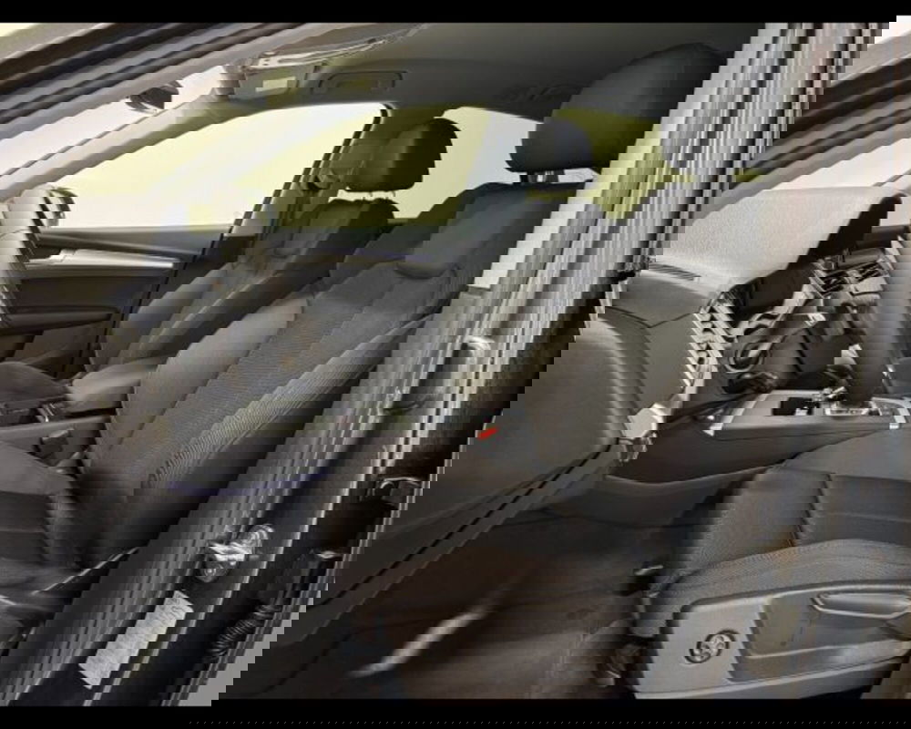 Audi Q5 Sportback nuova a Treviso (9)