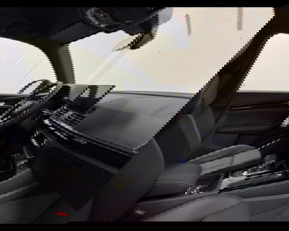 Audi Q5 Sportback nuova a Treviso (3)