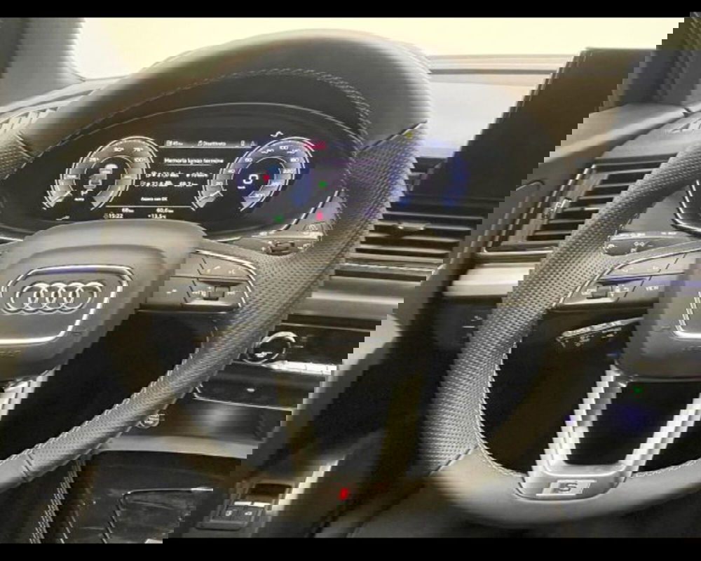 Audi Q5 Sportback nuova a Treviso (8)