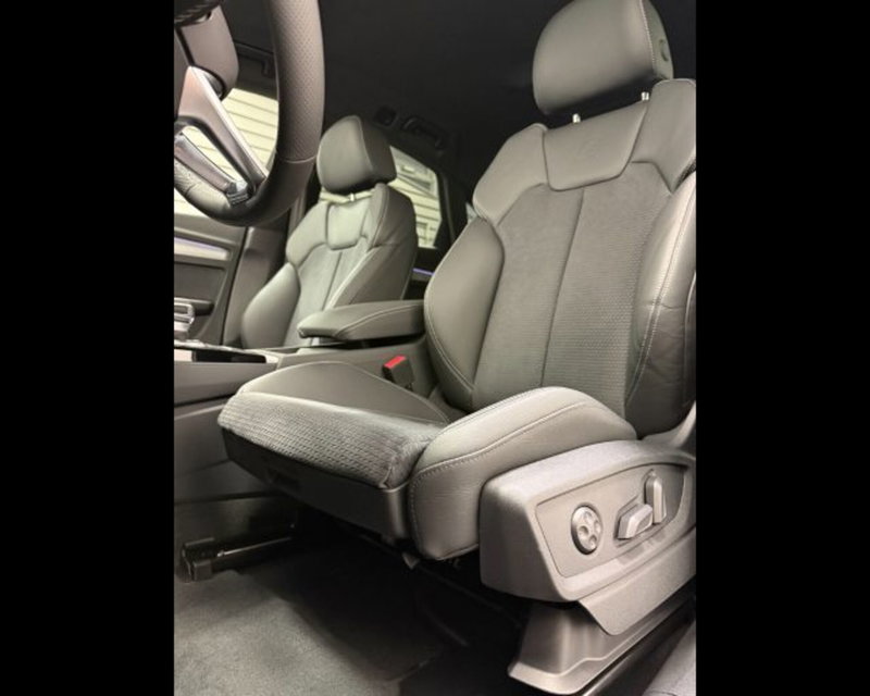 Audi Q5 Sportback nuova a Treviso (10)