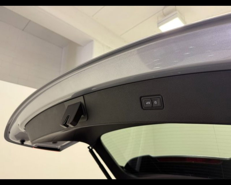 Audi Q5 Sportback nuova a Treviso (11)