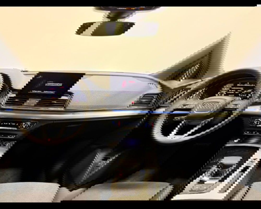 Audi Q5 Sportback nuova a Treviso (4)