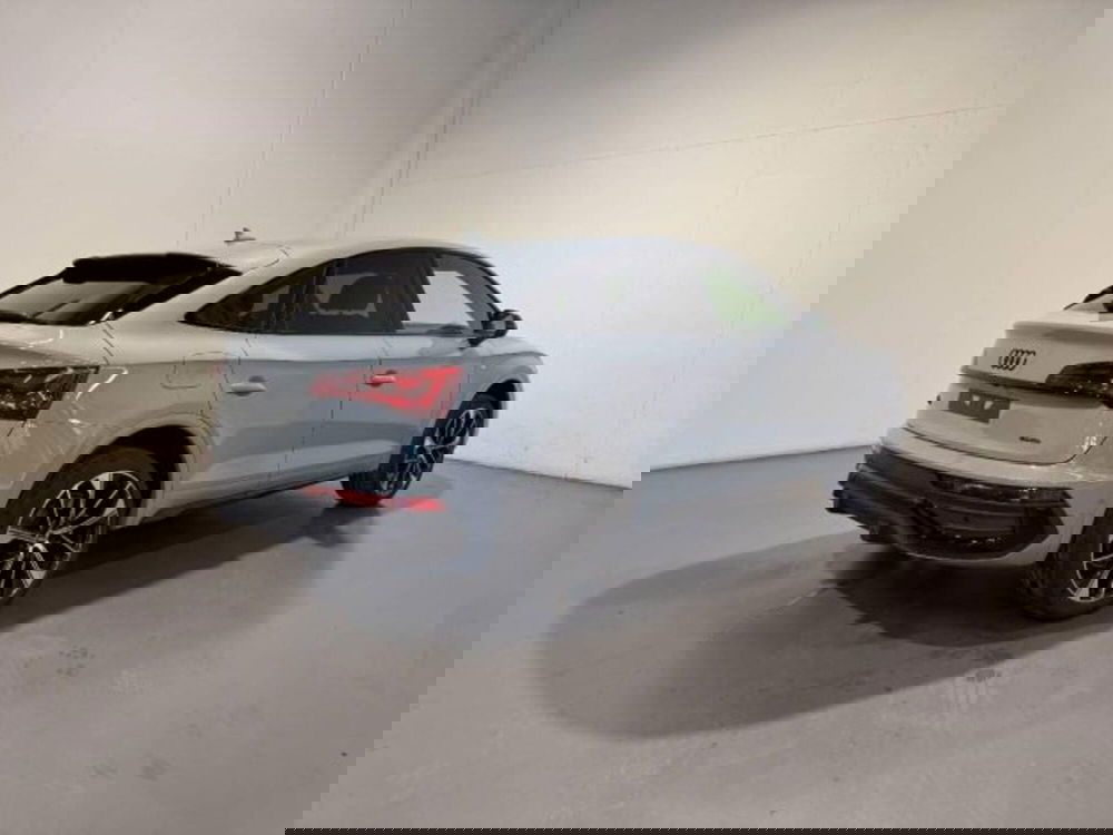 Audi Q5 Sportback nuova a Treviso (2)