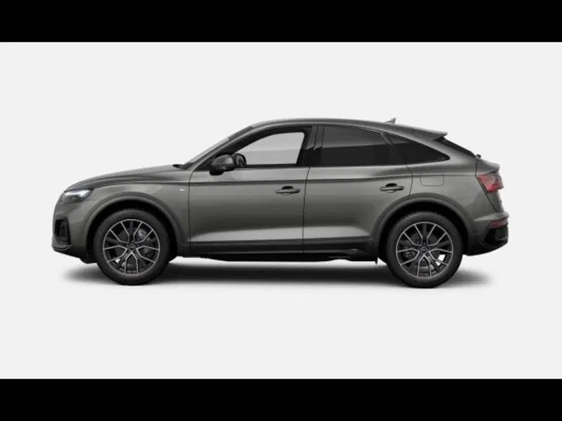 Audi Q5 Sportback nuova a Treviso (2)