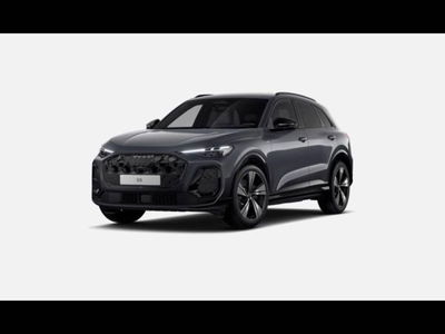 Audi Q5 40 2.0 tdi mhev 12V Identity Black quattro s-tronic nuova a Conegliano