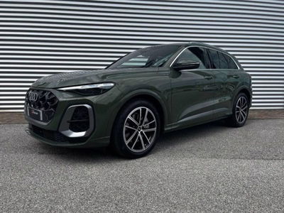 Audi Q5 40 2.0 tdi mhev 12V Identity Black quattro s-tronic nuova a Conegliano