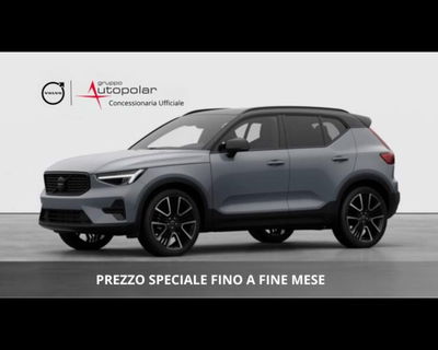 Volvo XC40 2.0 b4 Ultra Black Edition auto nuova a Conegliano