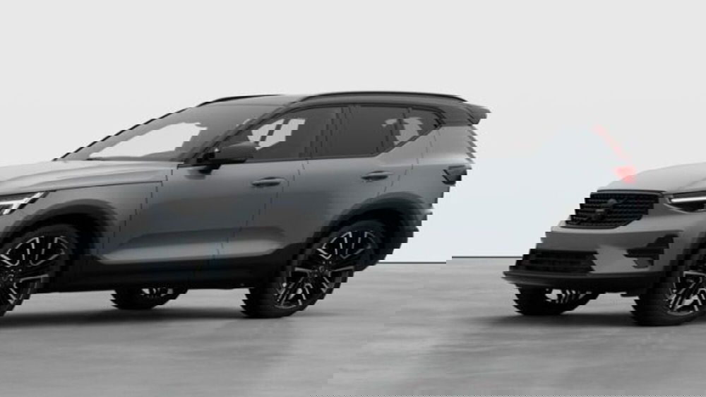 Volvo XC40 nuova a Treviso (2)