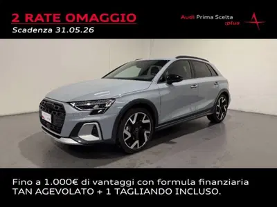 Audi A3 allstreet 2.0 tdi Identity Contrast 150cv s-tronic del 2024 usata a Conegliano