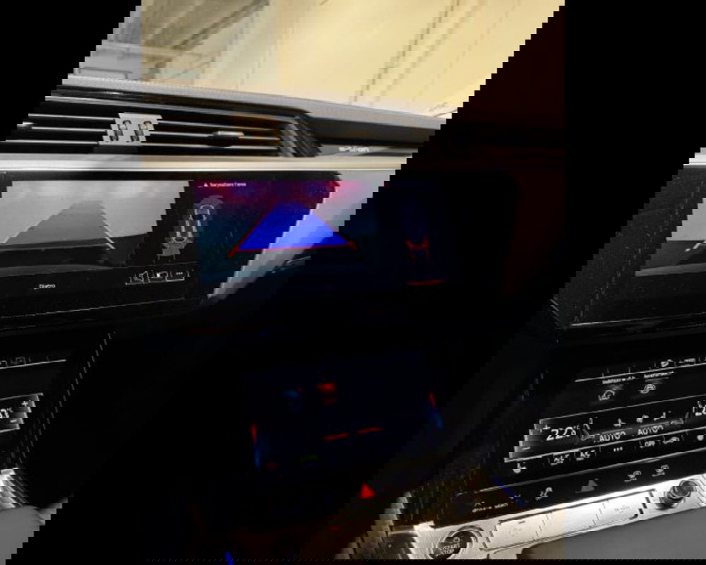 Audi Q8 Sportback usata a Treviso (7)