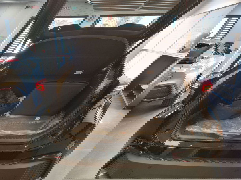 Toyota Toyota C-HR usata a Catanzaro (14)