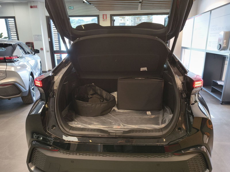 Toyota Toyota C-HR usata a Catanzaro (14)