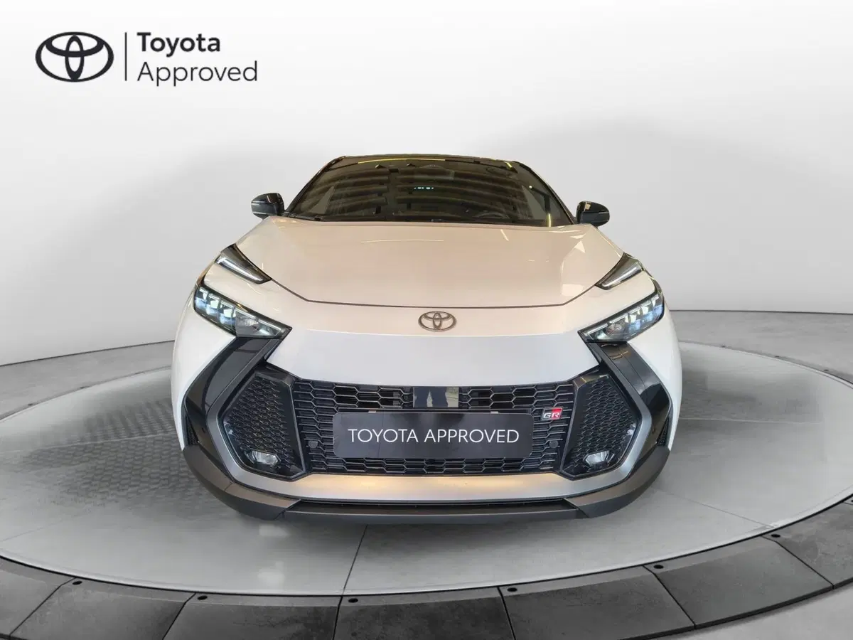 Toyota Toyota C-HR usata a Catanzaro (8)