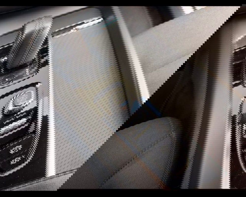 Volvo XC60 usata a Treviso (13)