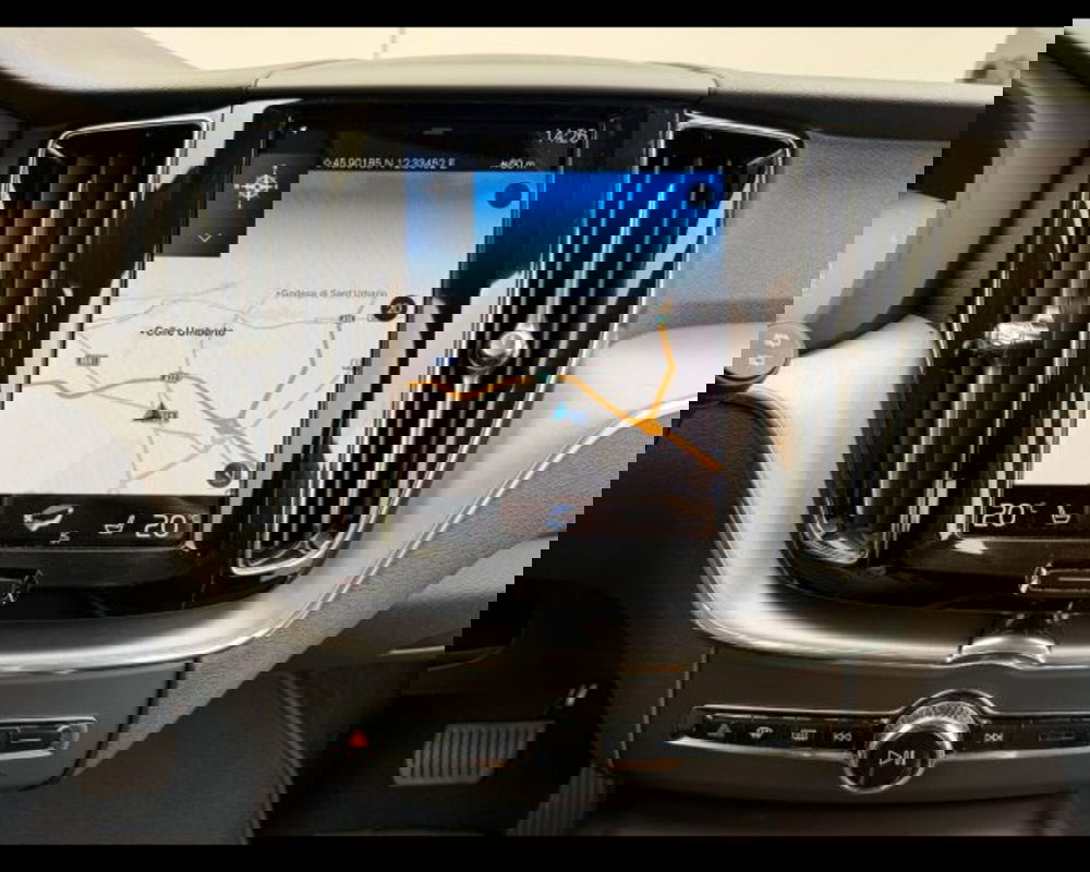 Volvo XC60 usata a Treviso (15)