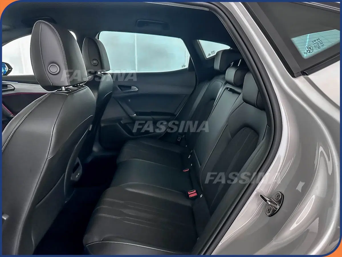 Cupra Formentor usata a Milano (10)