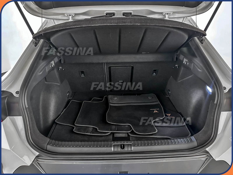 Cupra Formentor usata a Milano (11)