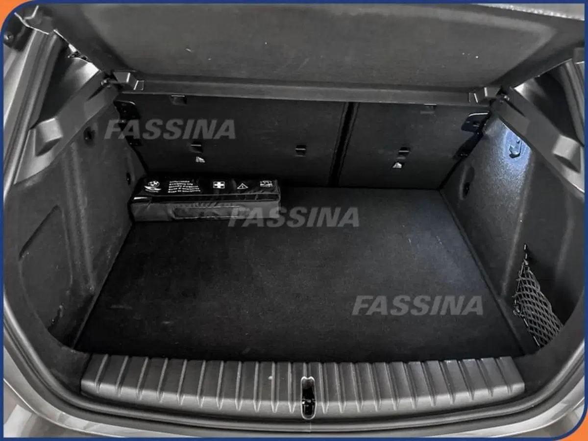 BMW Serie 1 5p. usata a Milano (11)