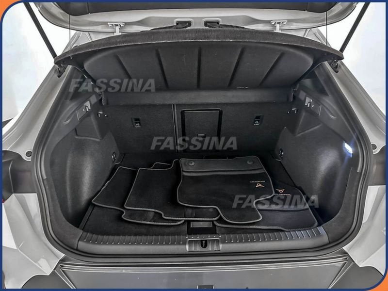 Cupra Formentor usata a Milano (11)