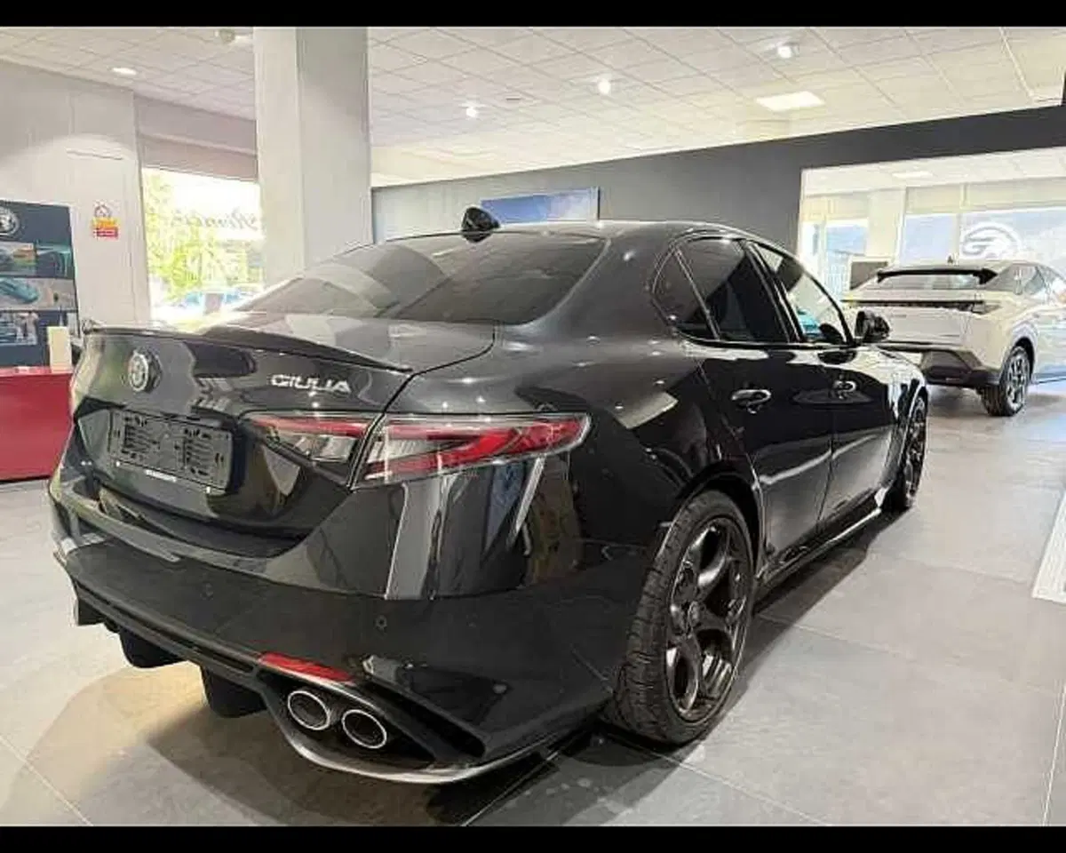 Alfa Romeo Giulia usata a Alessandria (5)