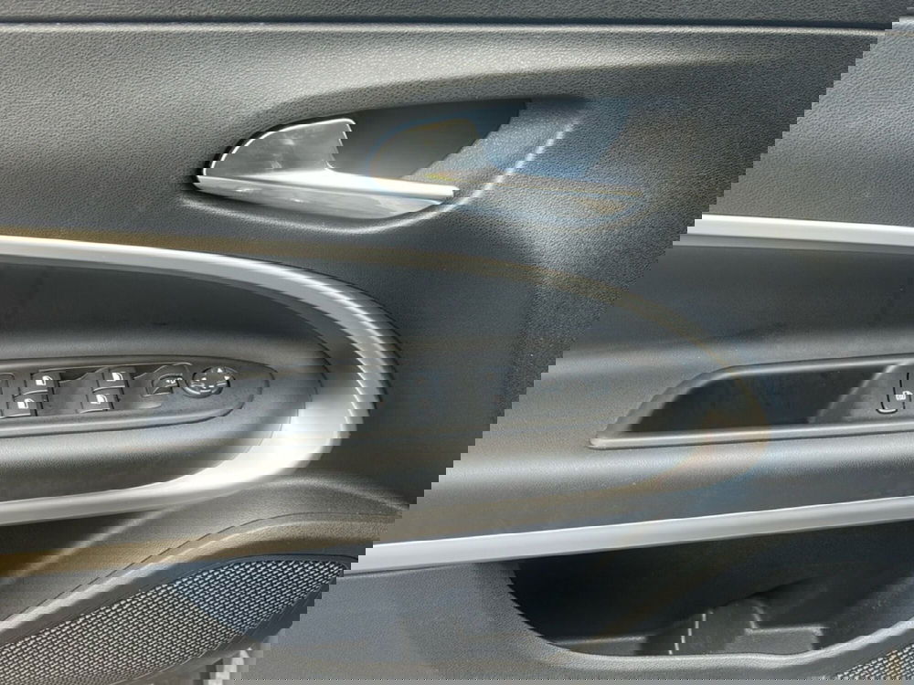 Jeep Avenger usata a Bergamo (17)