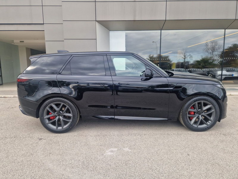 Land Rover Range Rover Sport nuova a Ascoli Piceno (6)