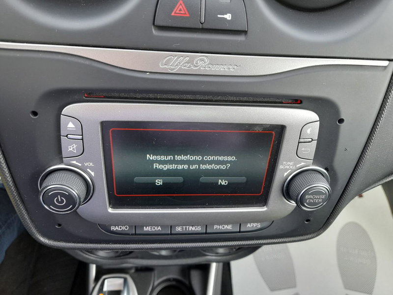 Alfa Romeo MiTo usata a L'Aquila (12)