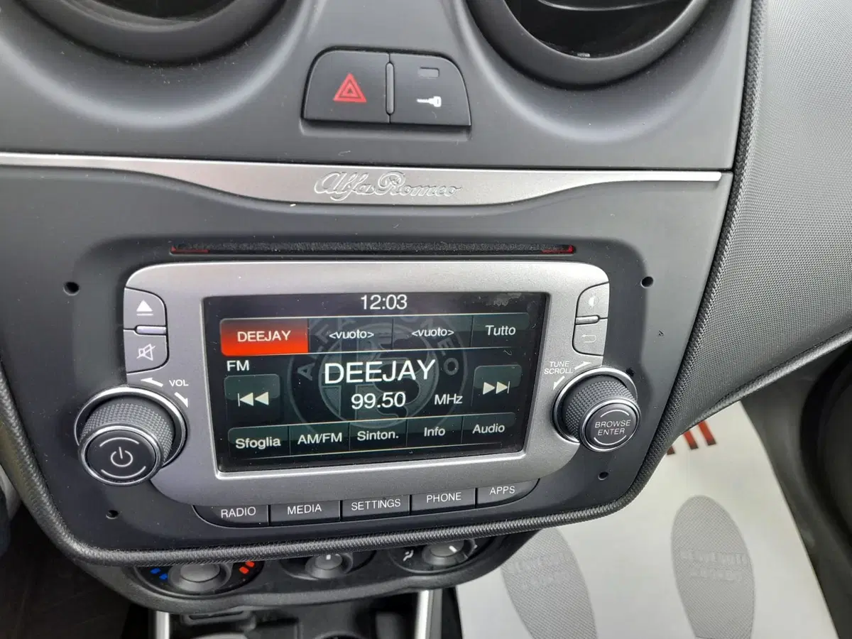 Alfa Romeo MiTo usata a L'Aquila (13)