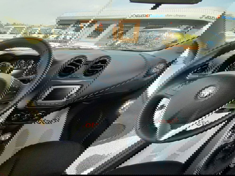 Alfa Romeo MiTo usata a L'Aquila (8)