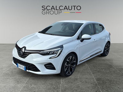 Renault Clio Full Hybrid E-Tech 140 CV 5 porte Intens del 2022 usata a Rosa'