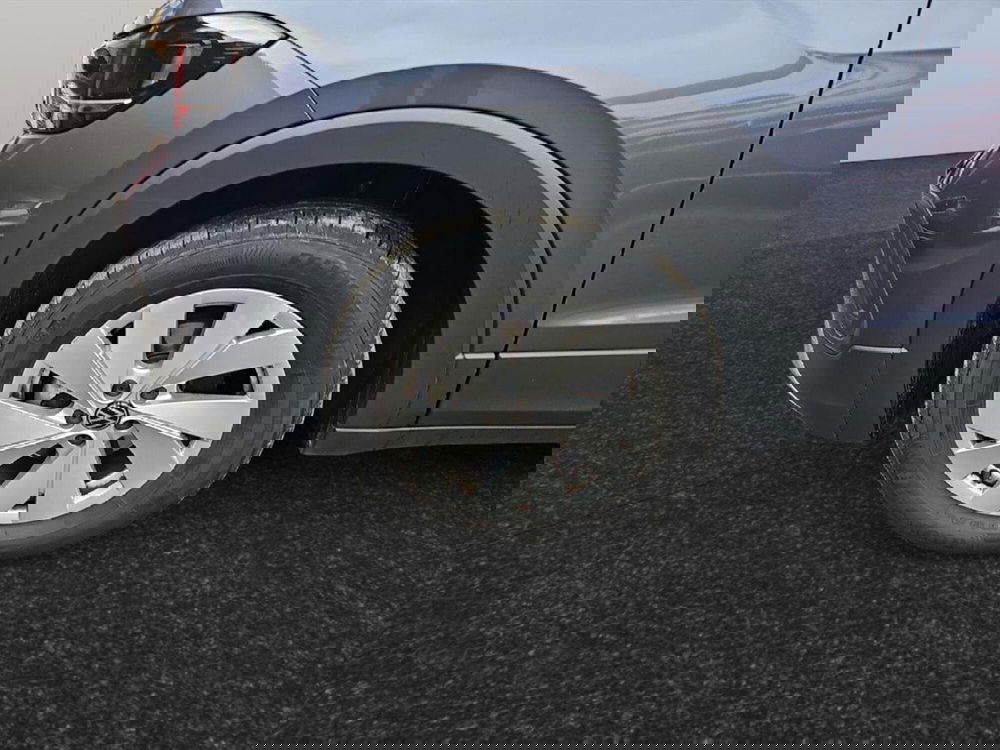 Volkswagen T-Cross usata a Lecco (17)