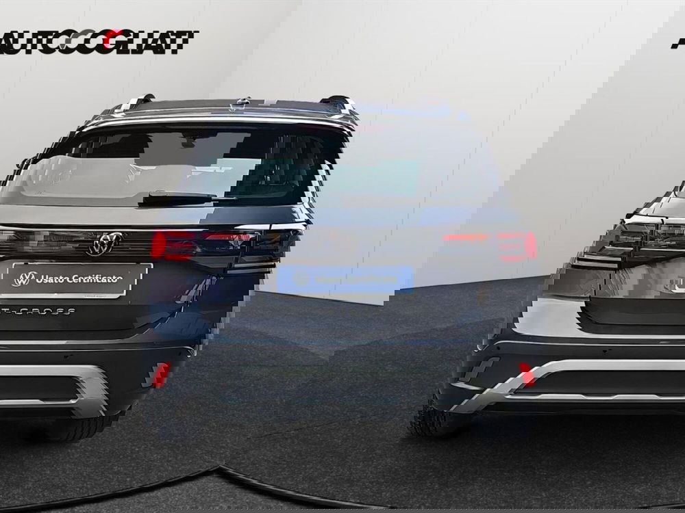 Volkswagen T-Cross usata a Lecco (6)