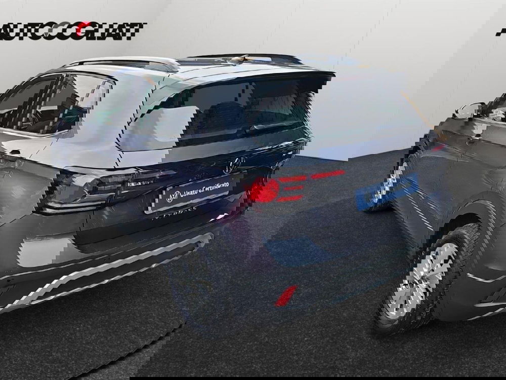 Volkswagen T-Cross usata a Lecco (8)