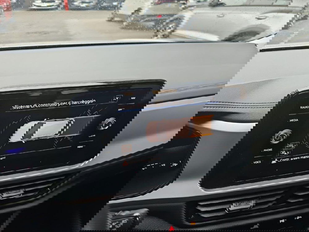 Volkswagen T-Roc usata a Lecco (14)