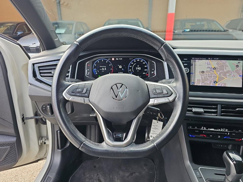 Volkswagen Taigo usata a Lecco (10)