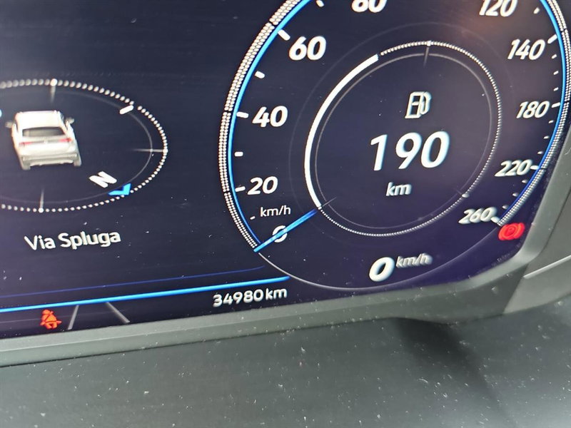 Volkswagen Taigo usata a Lecco (12)