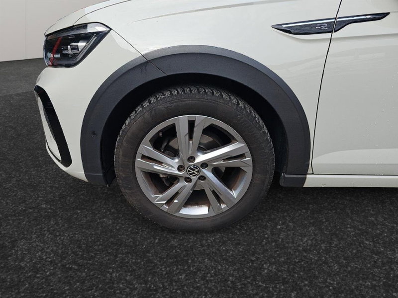 Volkswagen Taigo usata a Lecco (17)