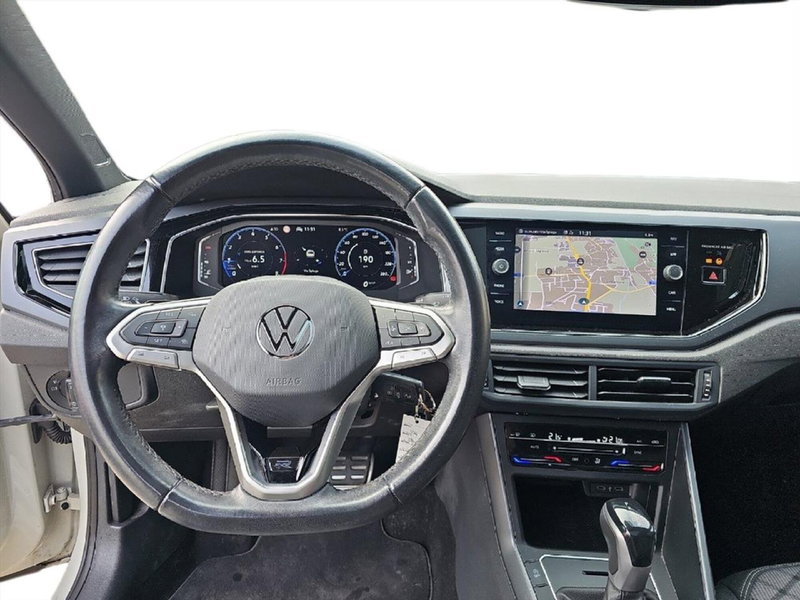 Volkswagen Taigo usata a Lecco (9)