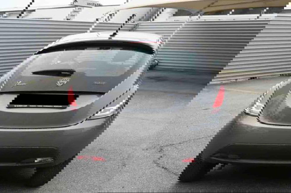 Lancia Ypsilon usata a Torino (6)