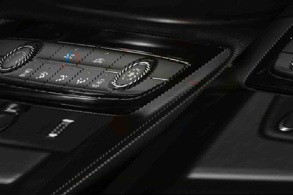 Opel Corsa nuova a Torino (18)