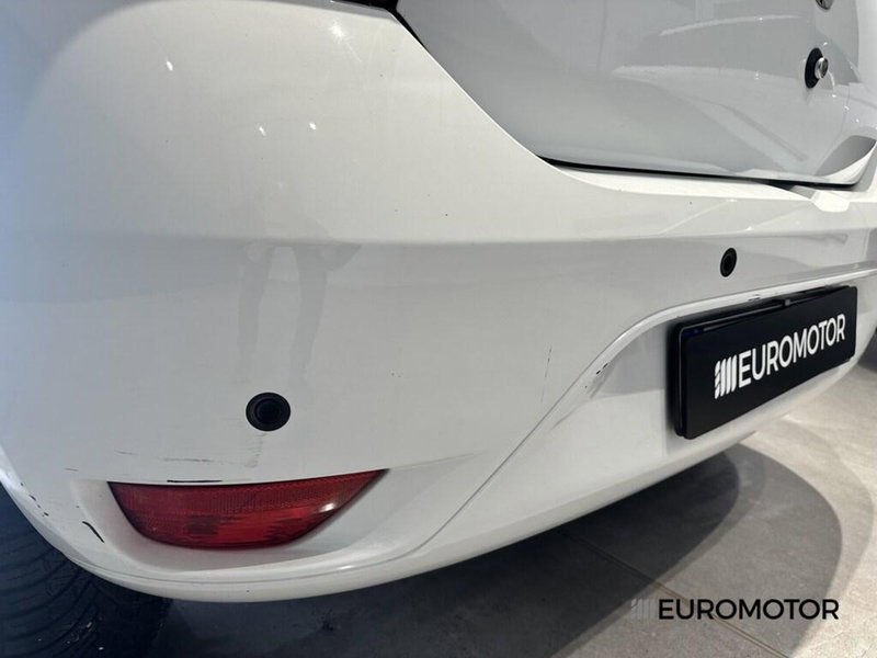 Dacia Sandero usata a Bari (8)