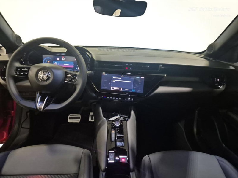 Alfa Romeo Junior nuova a Padova (11)