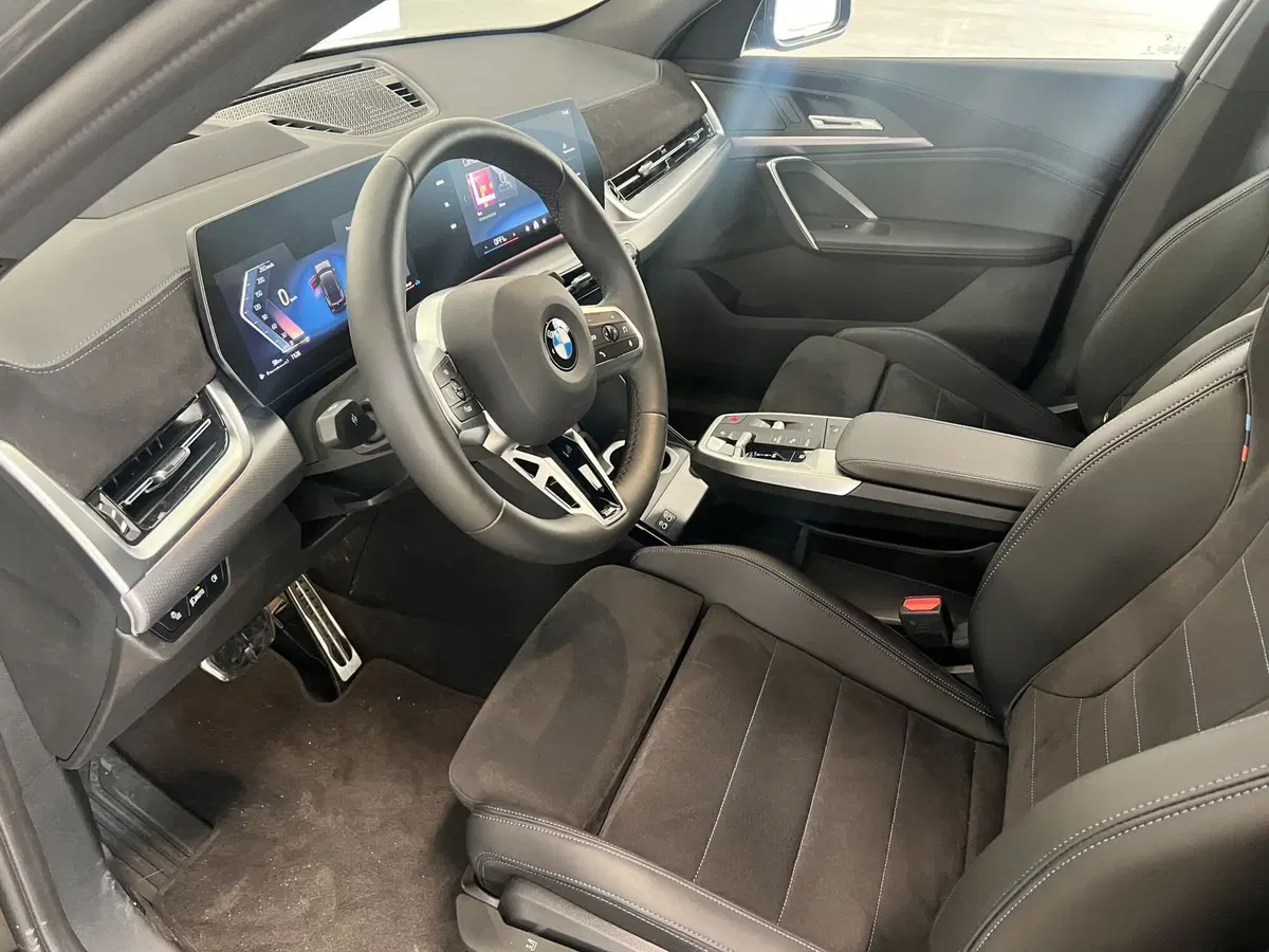 BMW X2 nuova a Torino (6)