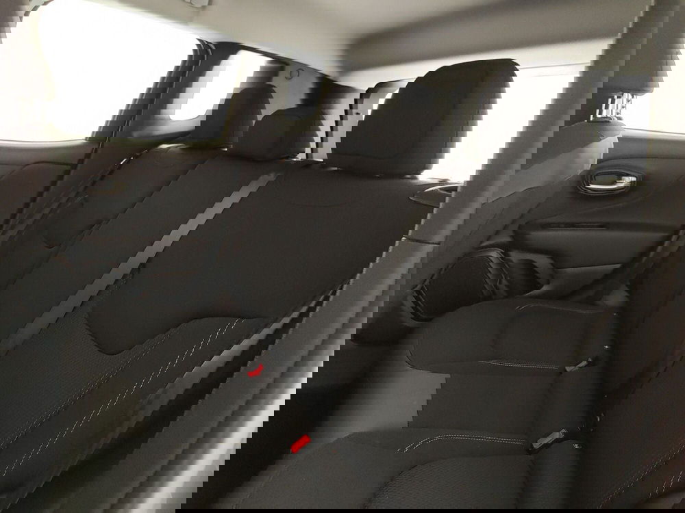 Jeep Renegade usata a Caserta (19)