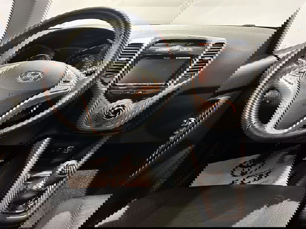 Hyundai ix20 usata a Milano (10)