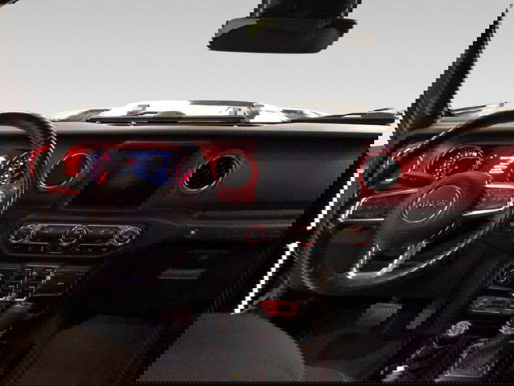 Jeep Wrangler Unlimited usata a Siena (14)