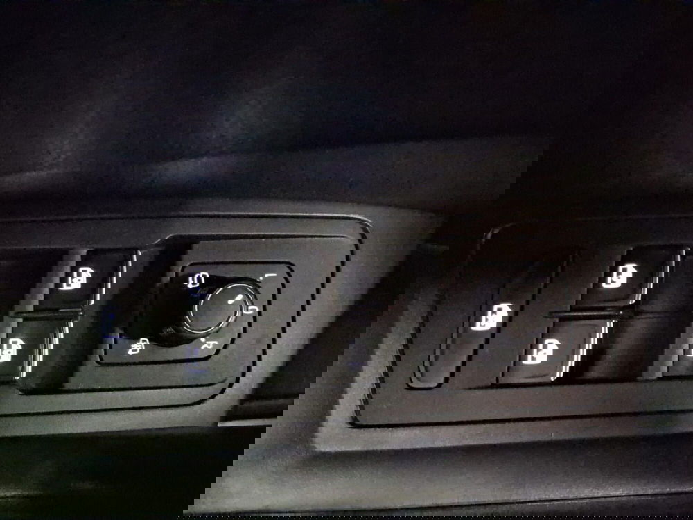 Volkswagen T-Roc usata a Bologna (18)