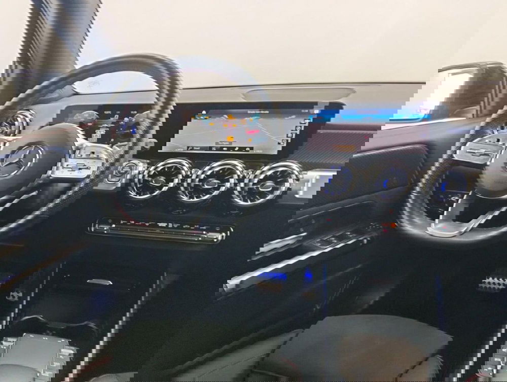 Mercedes-Benz GLB usata a Como (10)